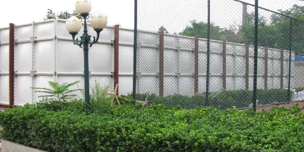 我國玻璃鋼摸壓成型工藝有哪些特點